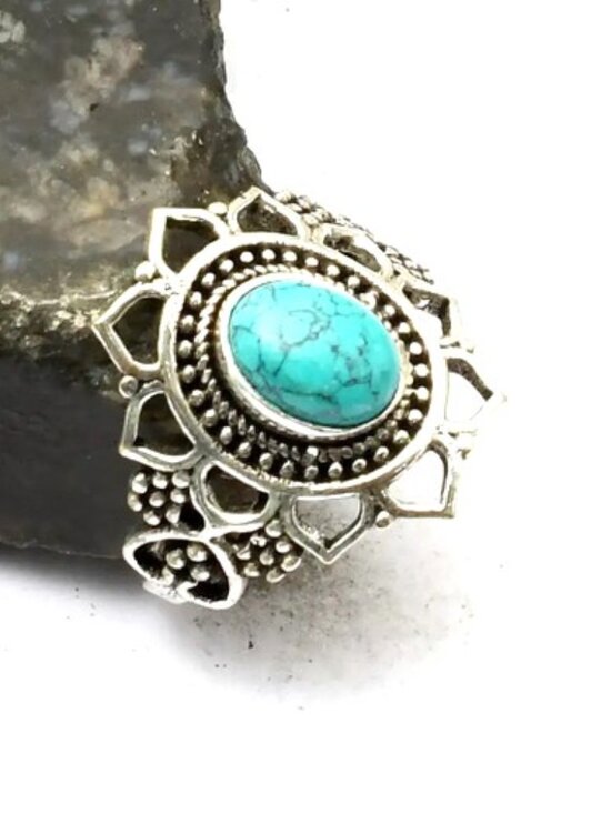 sterling Jewelry - Turquoise Gemstone Sterling Silver Ring Size 7